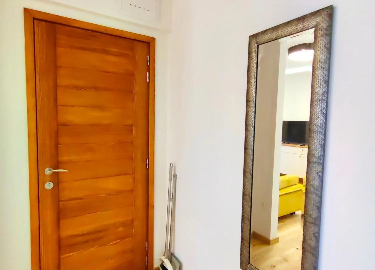 Relax And Enjoy Apartments Split