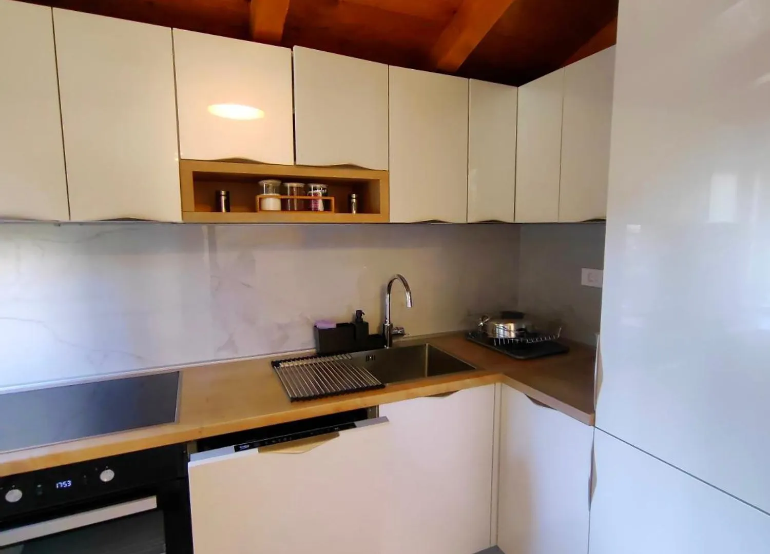 Relax And Enjoy Apartments Split