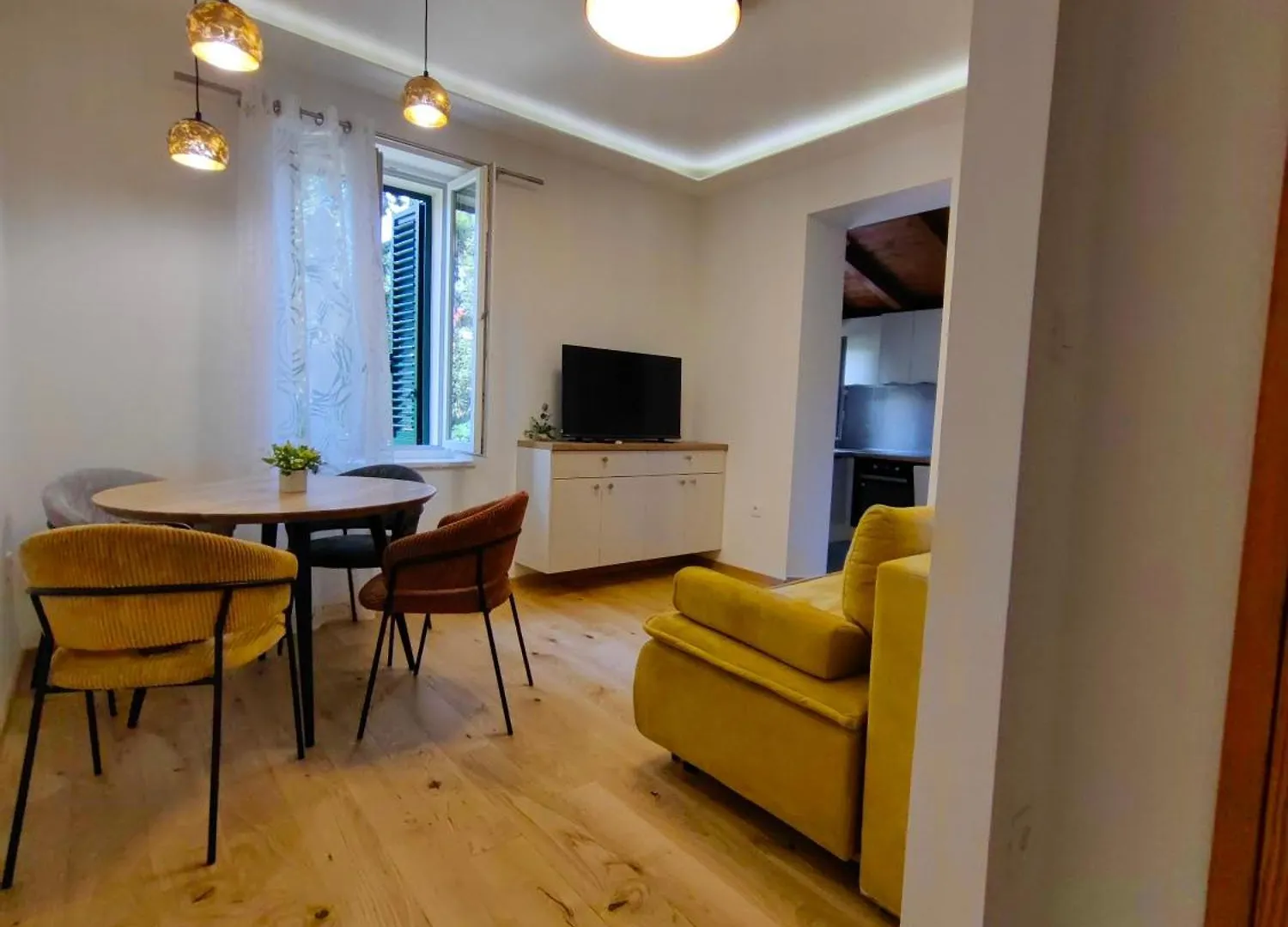 Relax And Enjoy Apartments Split Croatia